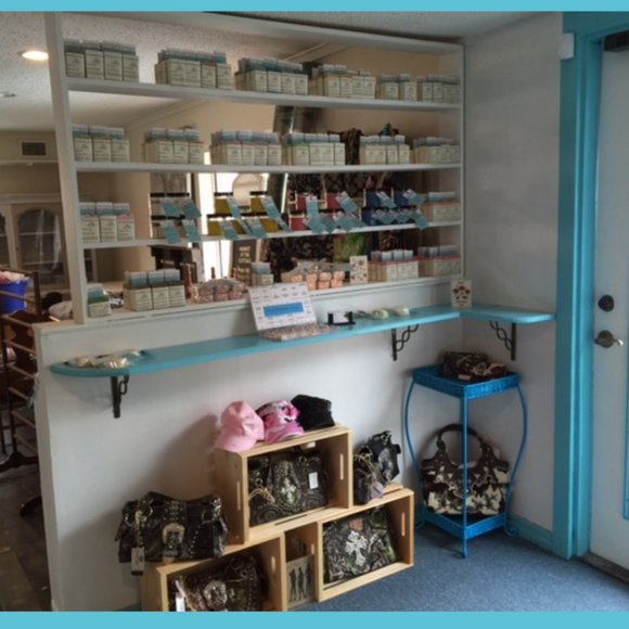 Meet your Posher,  Pixie - Picture 11 of 13